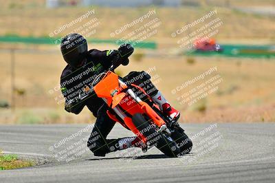 media/May-16-2025-2WTD (Fri) [[87c82739e1]]/B Group/Session 3 (Turn 4)/